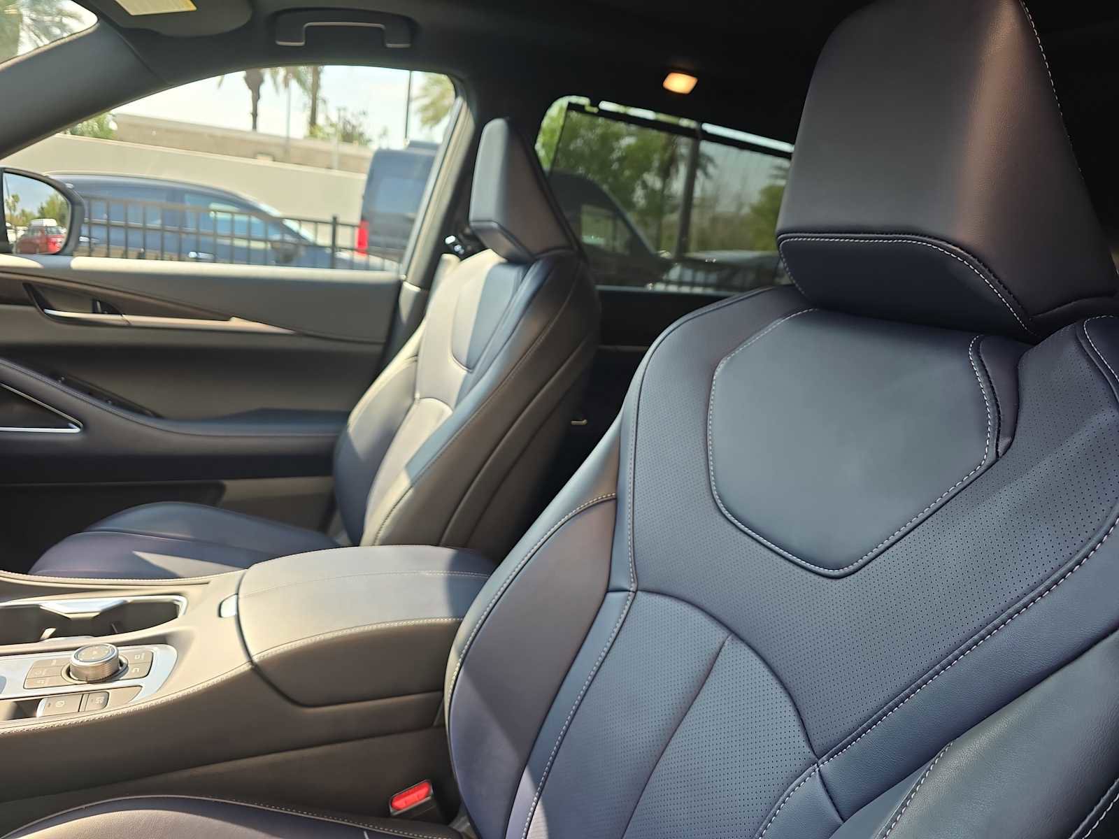 Certified 2026 INFINITI QX60 Sport w/ Dark Cargo Package image 19