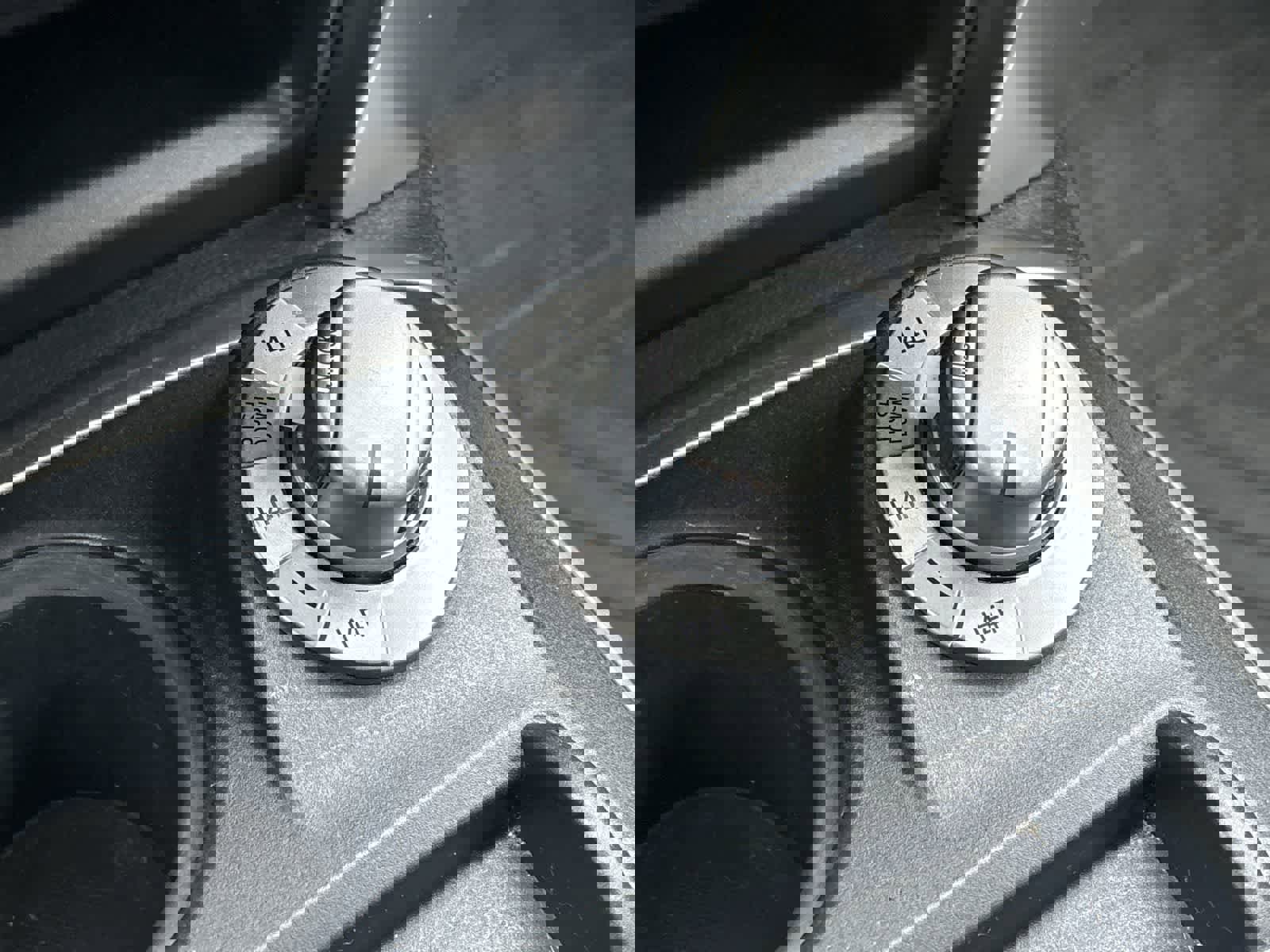 Used 2015 Toyota 4Runner Limited image 26