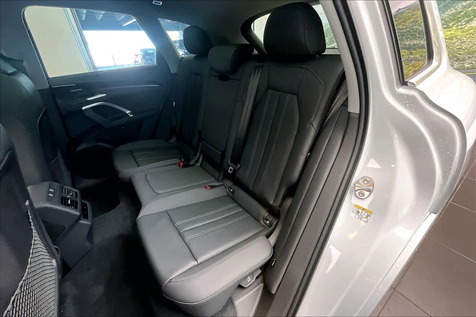 Used 2025 Audi Q5 Premium AWD/4WD image 21