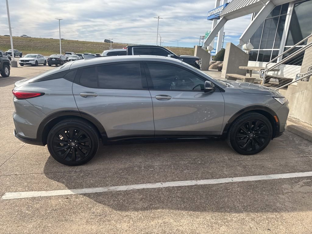 Used 2024 Buick Envista Sport Touring w/ Experience Buick Package image 8