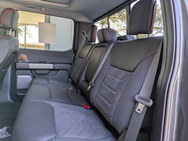 New 2026 Ford F250 Lariat w/ Black Appearance Package image 18