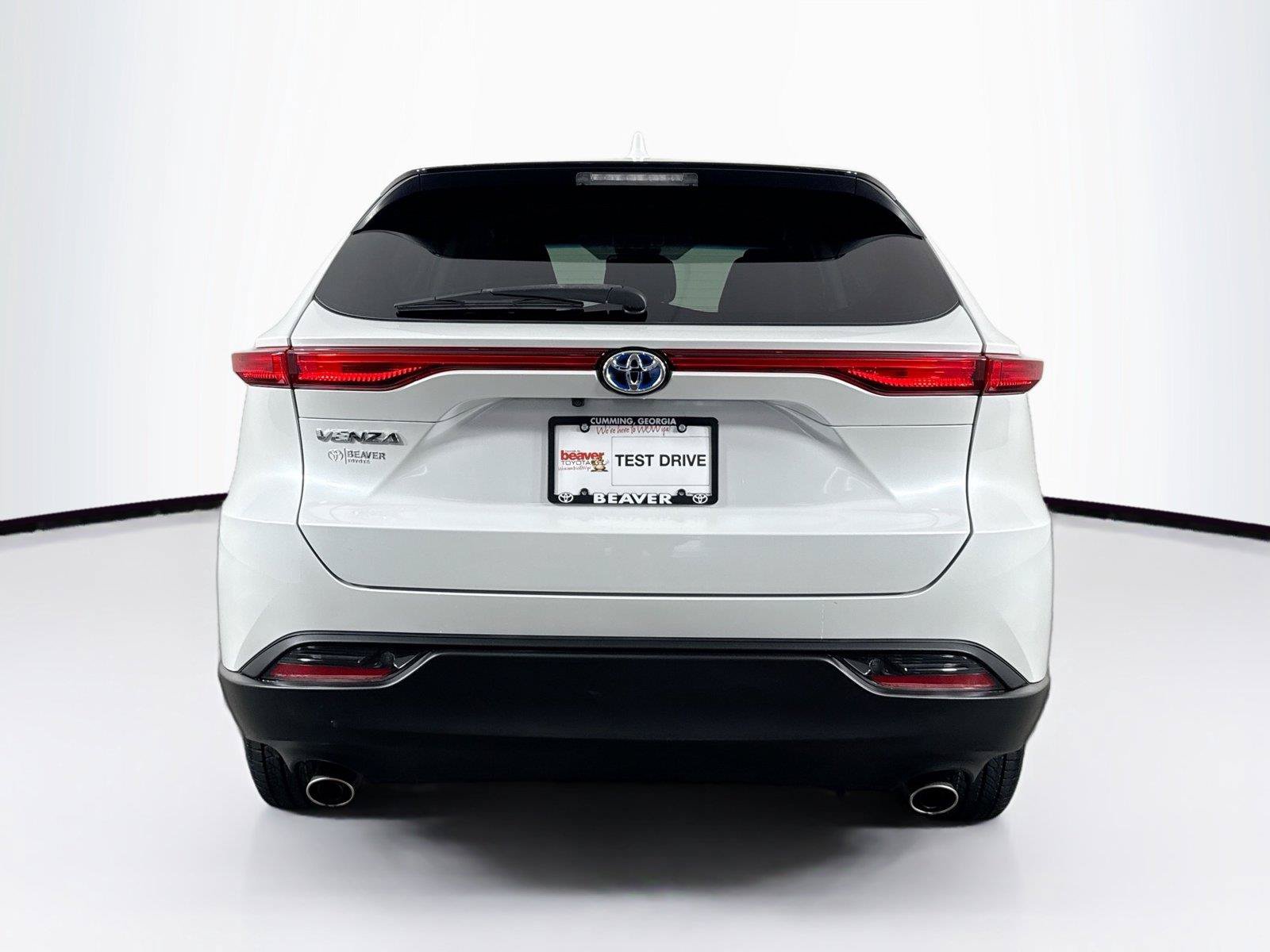 Certified 2023 Toyota Venza LE AWD/4WD image 11