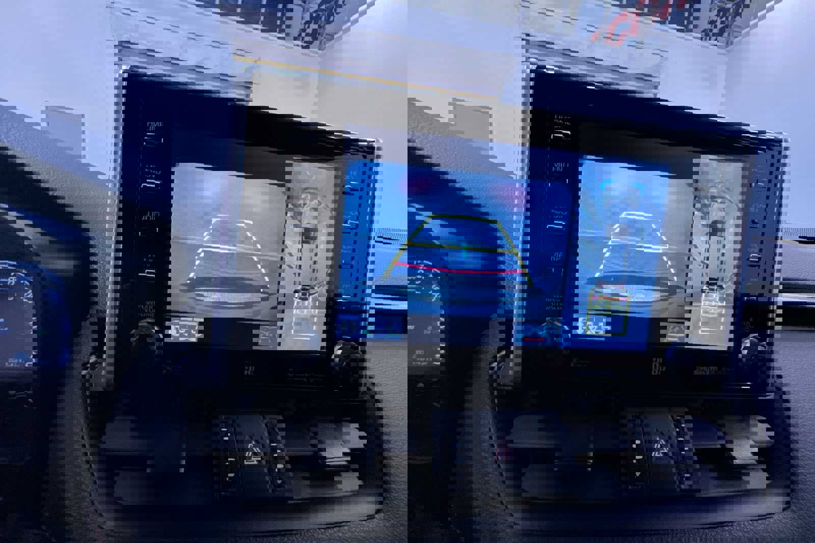 Used 2020 Toyota RAV4 TRD Off-Road image 28