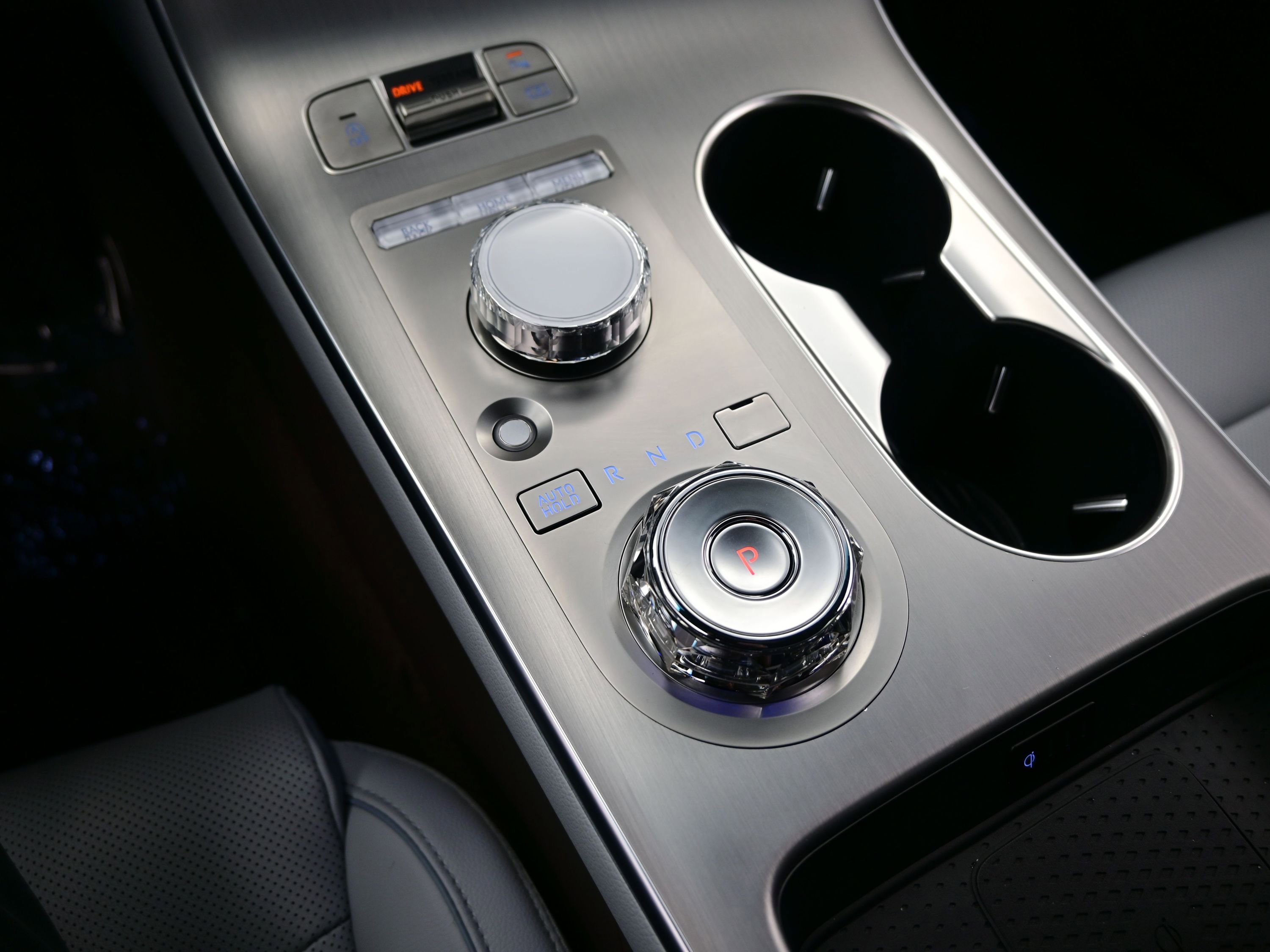 Certified 2026 Genesis GV70 2.5T Advanced image 22