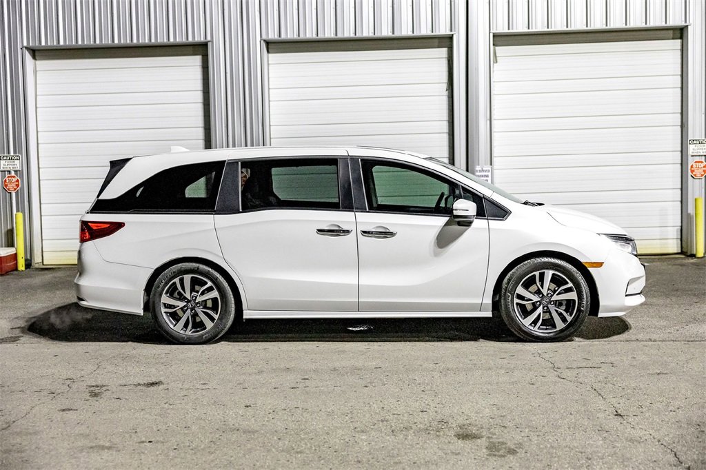 Used 2022 Honda Odyssey Touring image 4