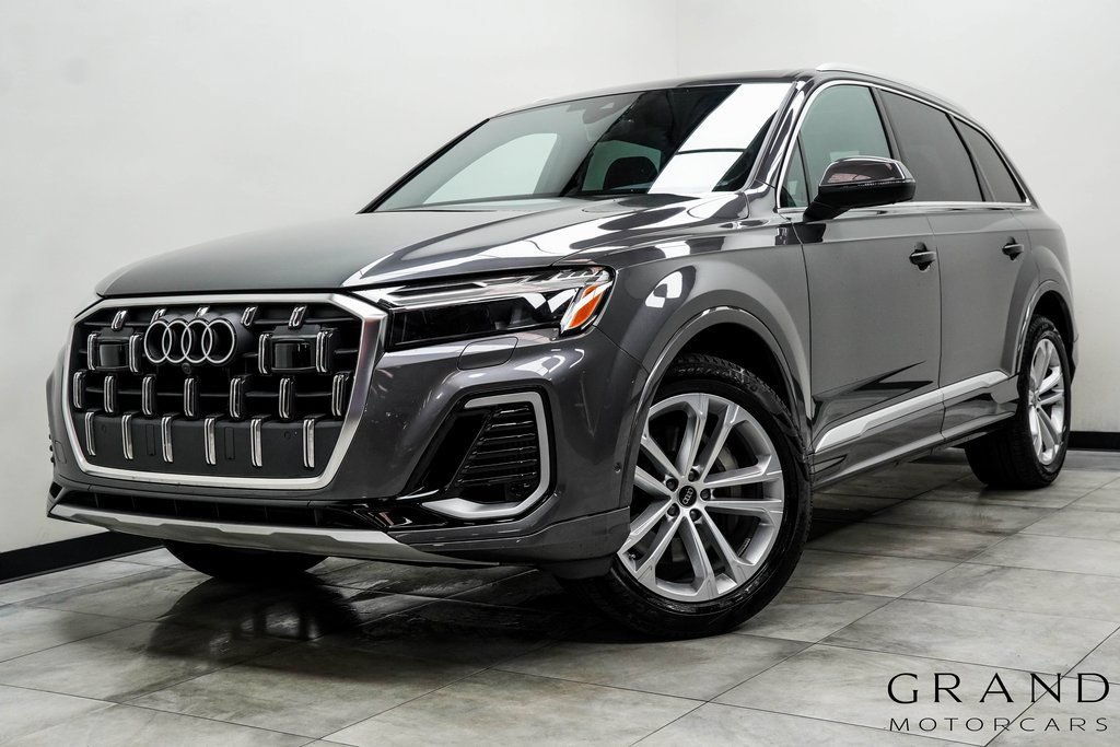 Used 2025 Audi Q7 3.0T Premium Plus