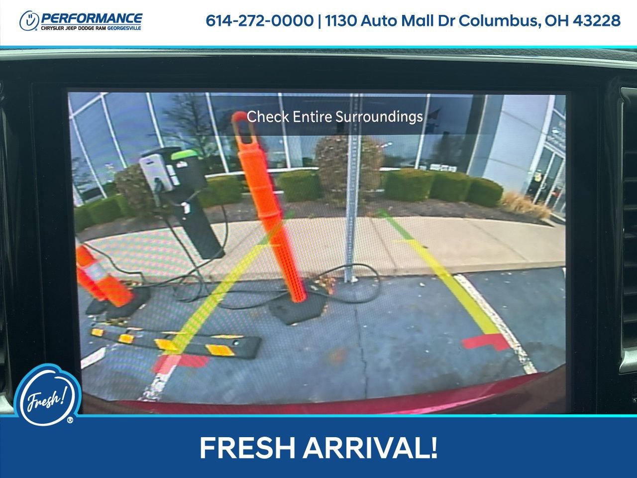 Used 2022 Chrysler Pacifica Touring-L image 21