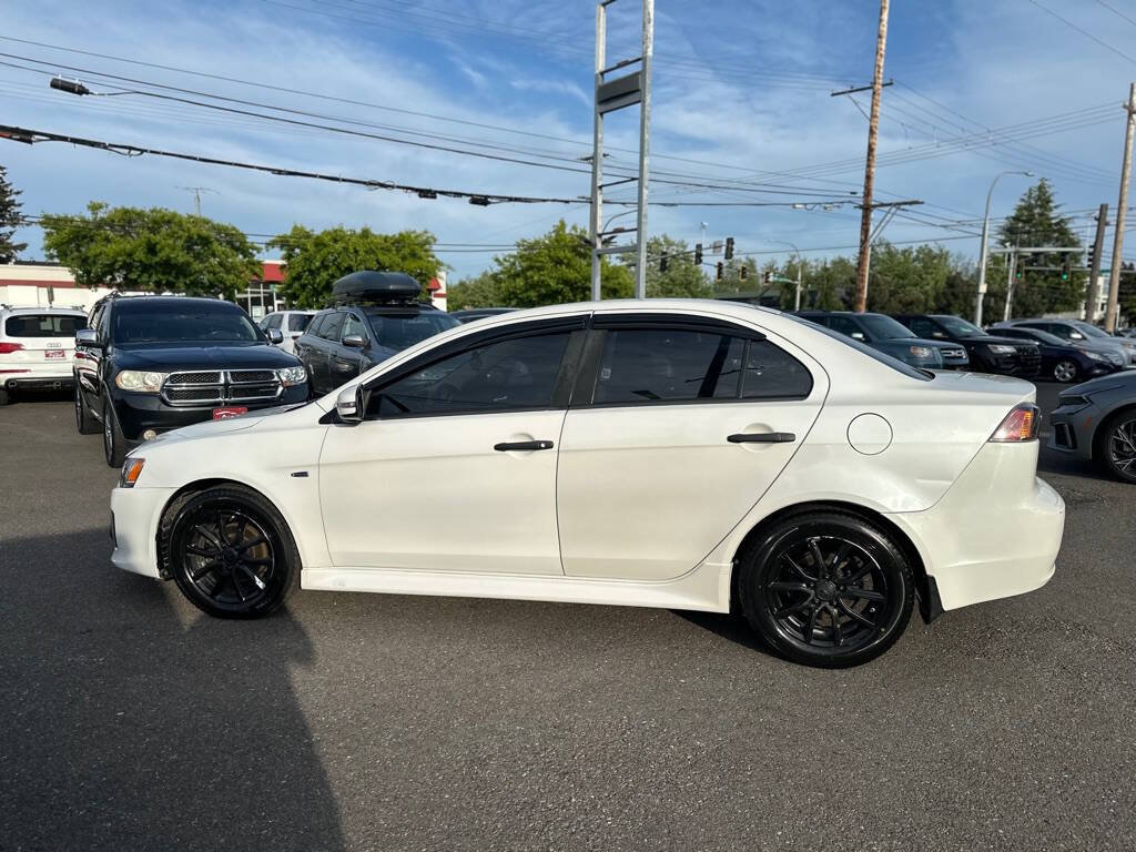 Used 2016 Mitsubishi Lancer ES FWD image 10
