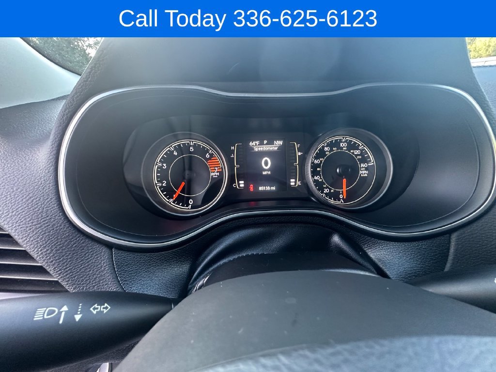 Used 2021 Jeep Cherokee Latitude Plus AWD/4WD image 13