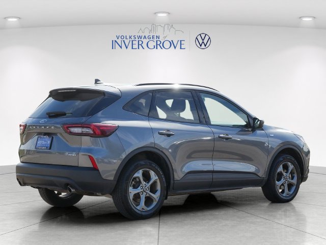 Used 2025 Ford Escape ST-Line Select AWD/4WD image 7