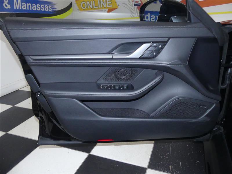 Used 2023 Porsche Taycan GTS image 28