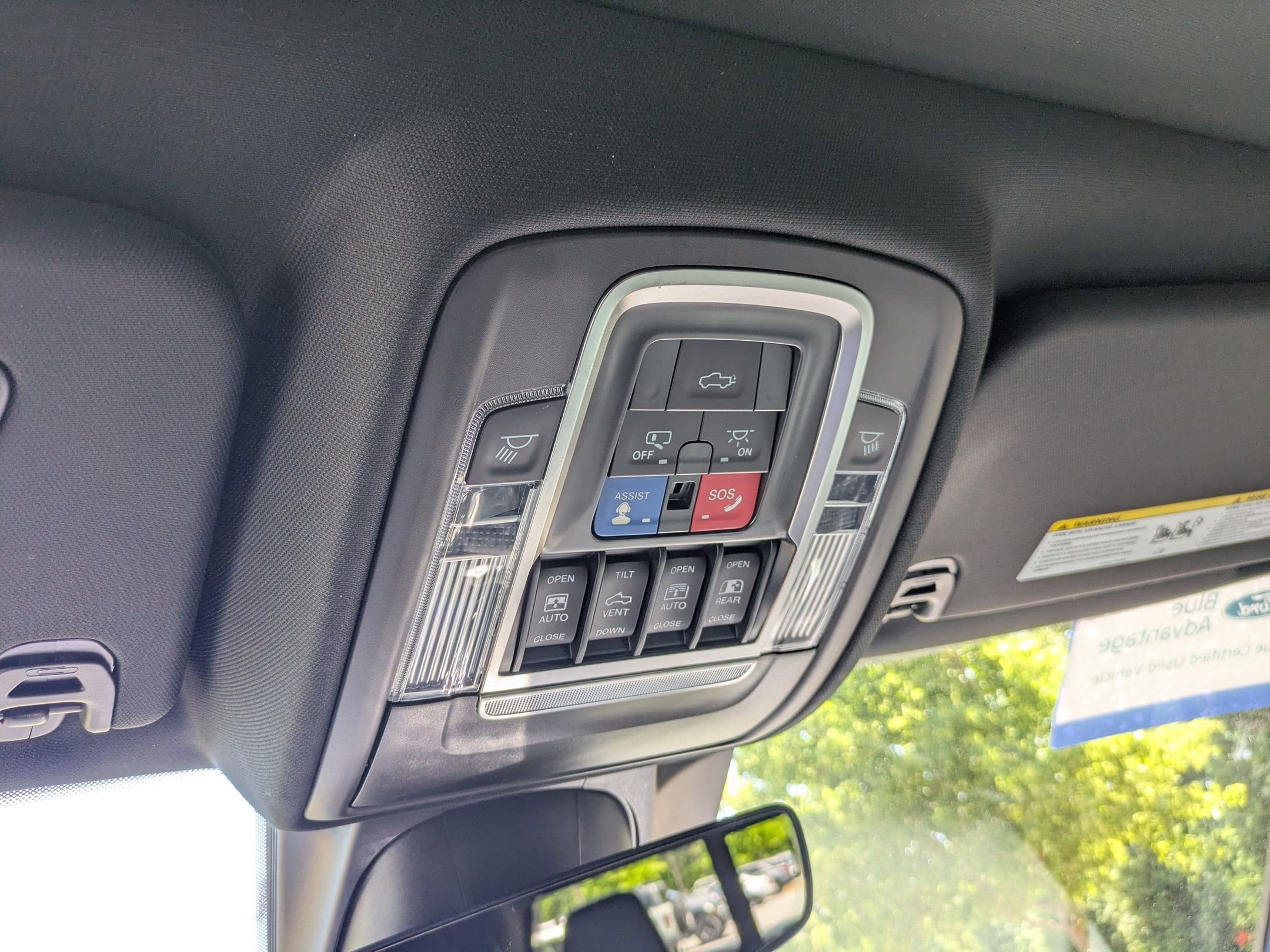 Used 2022 RAM 1500 Laramie AWD/4WD image 27