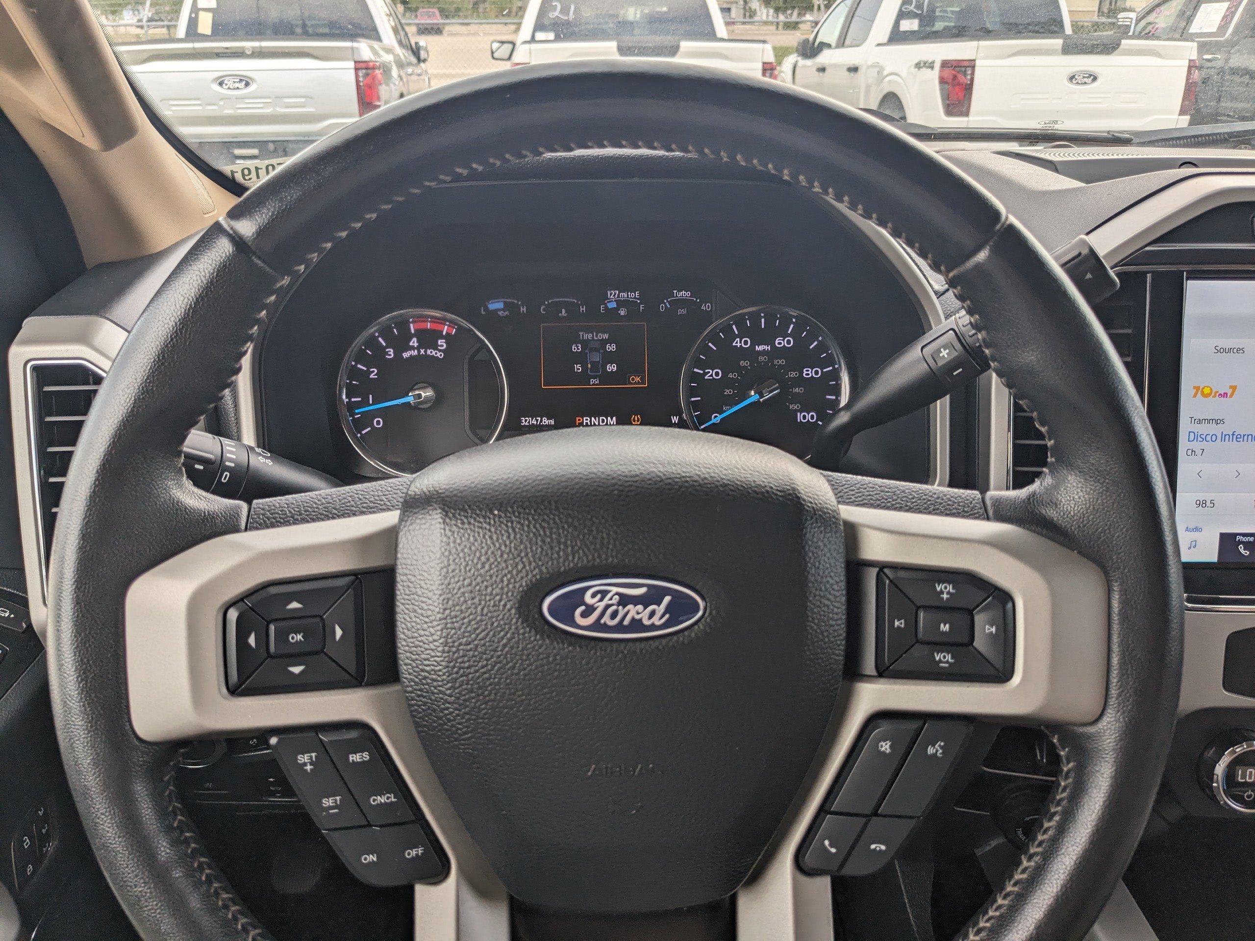 Used 2022 Ford F250 Lariat w/ Lariat Ultimate Package AWD/4WD image 23