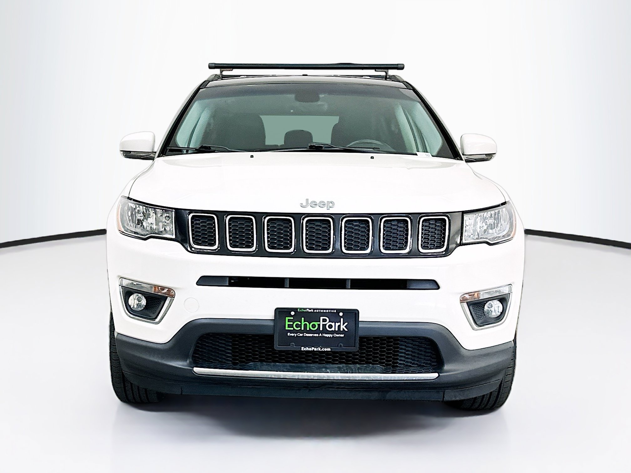 Used 2018 Jeep Compass Limited AWD/4WD image 2