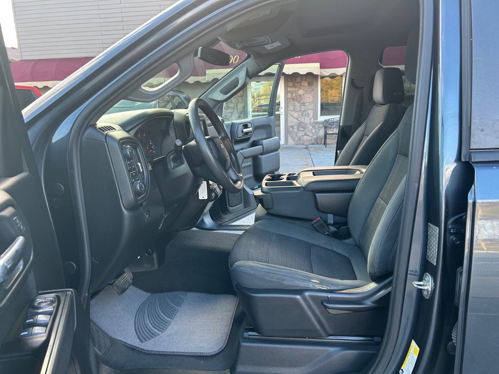 Used 2019 Chevrolet Silverado 1500 Custom w/ Custom Convenience Package image 20