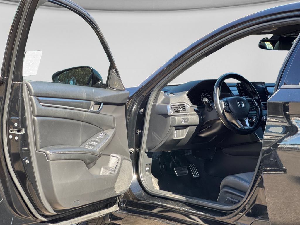 Used 2020 Honda Accord Sport image 7