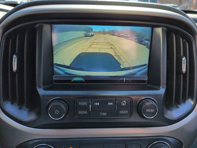 Used 2018 Chevrolet Colorado Z71 w/ LPO, Premium Interior Package image 17