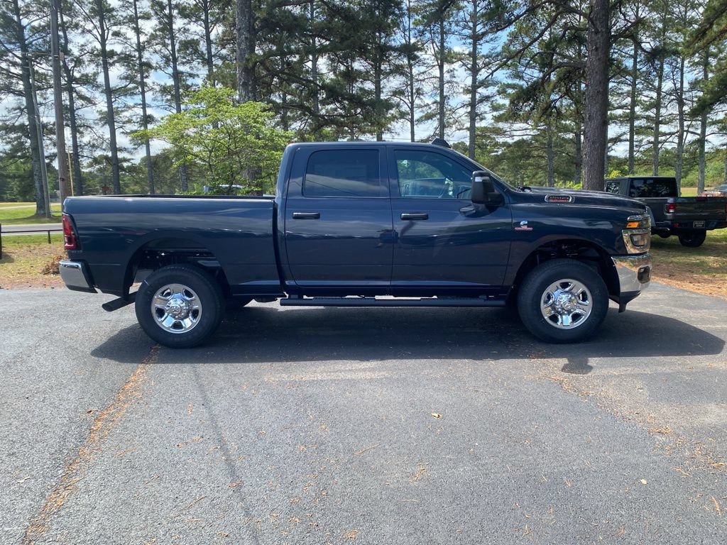 New 2026 RAM 2500 Tradesman AWD/4WD image 4