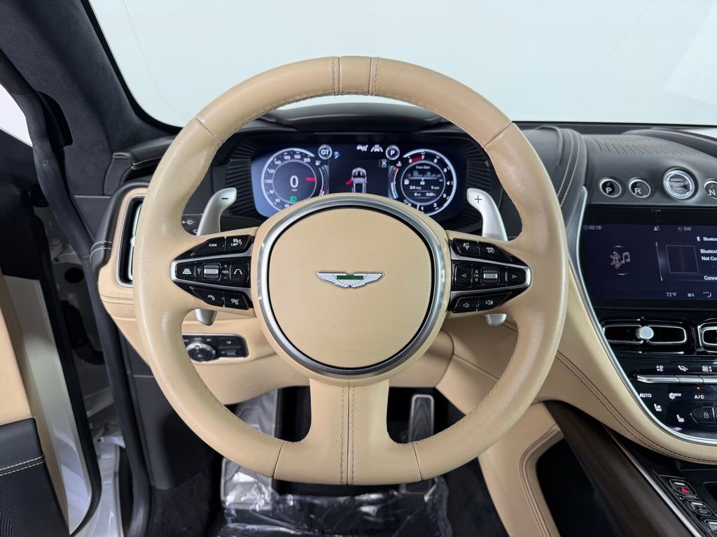 Used 2021 Aston Martin DBX image 25