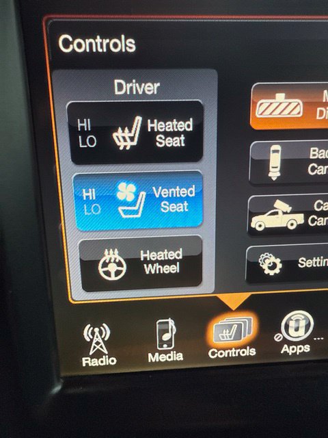 Used 2017 RAM 3500 Laramie AWD/4WD image 29