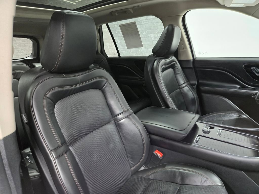 Used 2022 Lincoln Aviator Reserve w/ Equipment Group 201A image 61