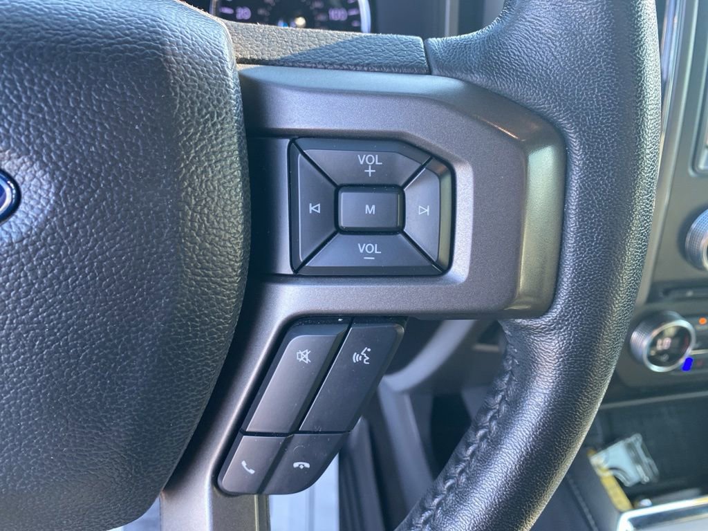 Used 2018 Ford Expedition Max XLT w/ Equipment Group 202A AWD/4WD image 17