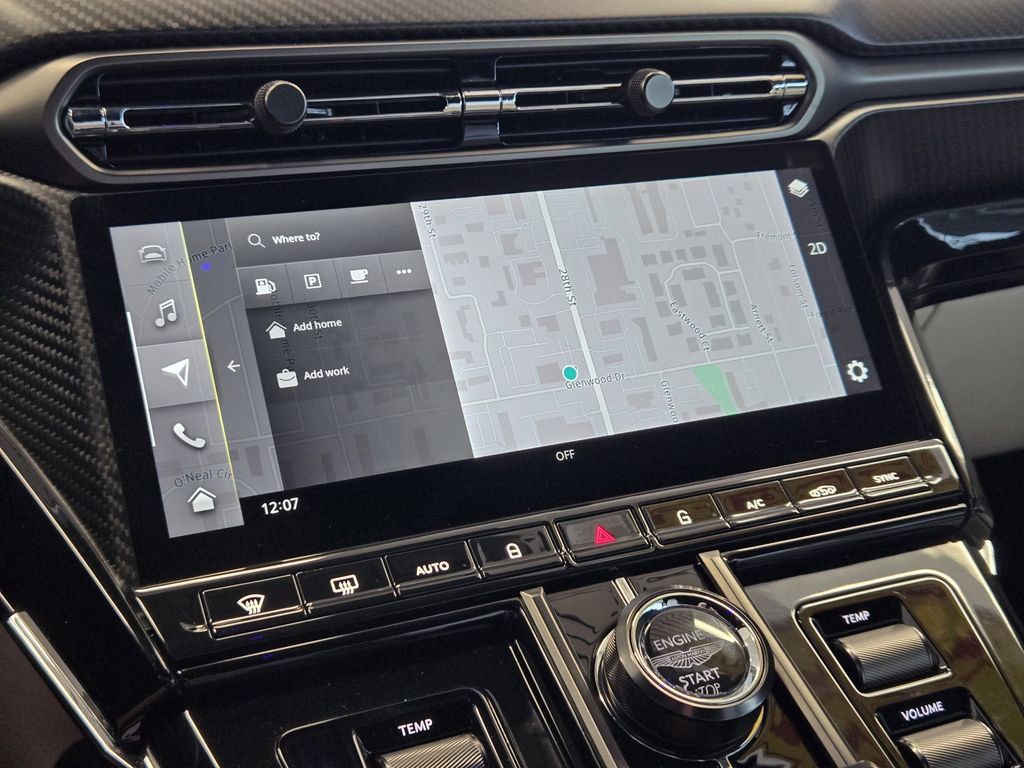 Used 2025 Aston Martin V8 Vantage Coupe image 18
