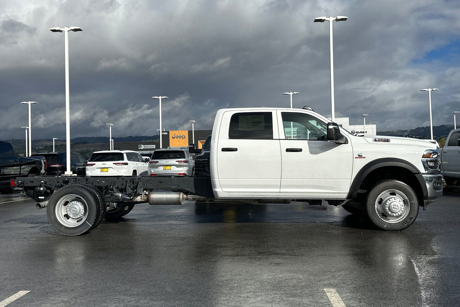 New 2025 RAM 5500 Tradesman image 3