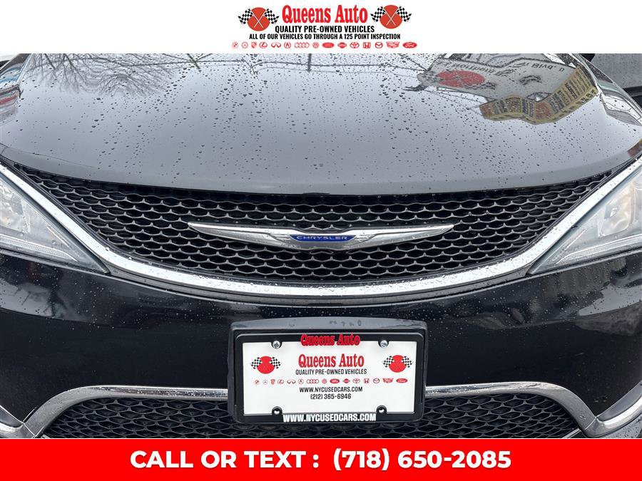 Used 2019 Chrysler Pacifica Touring-L image 35