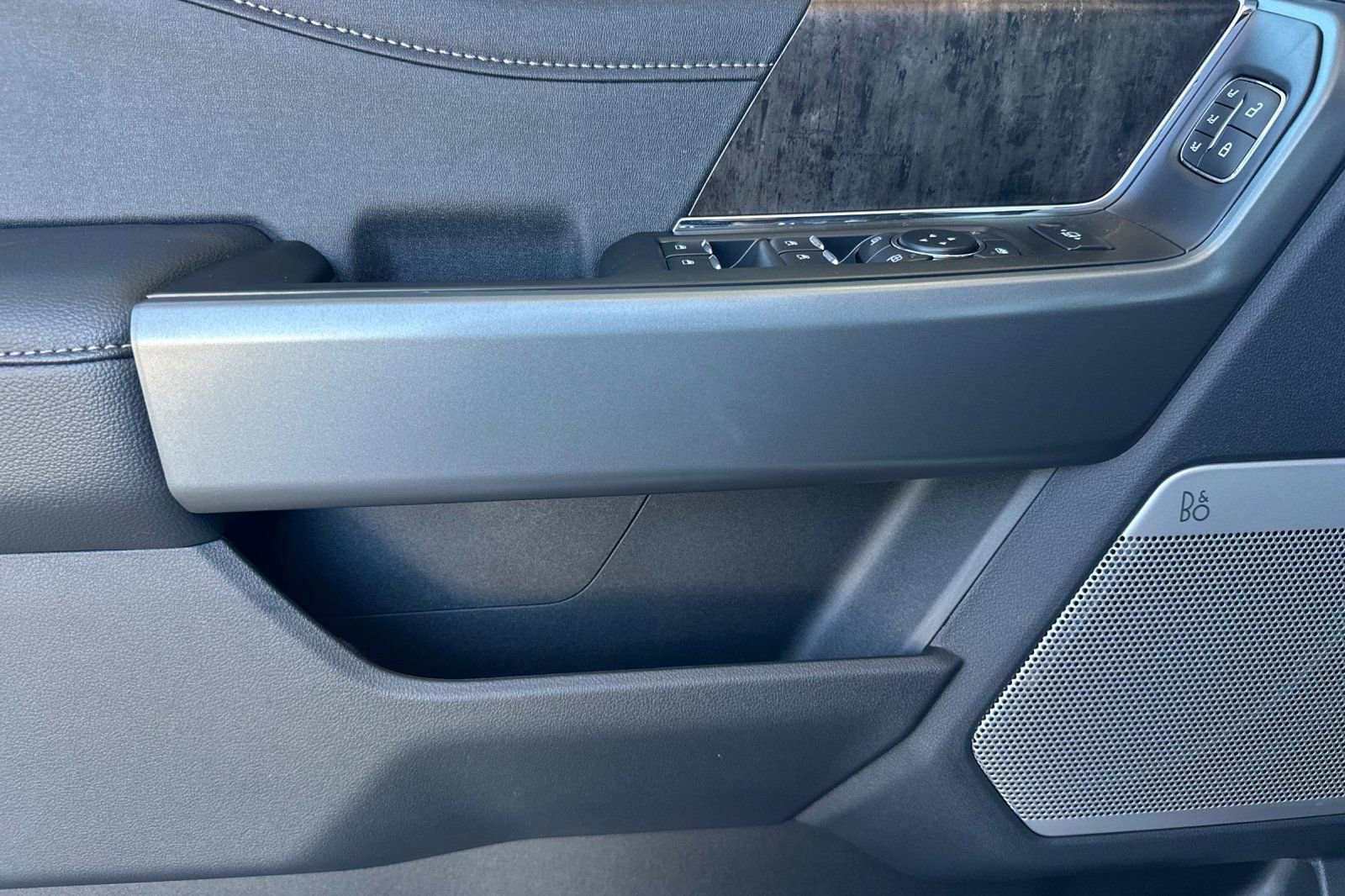 New 2026 Ford F350 Lariat w/ Lariat Ultimate Package image 10