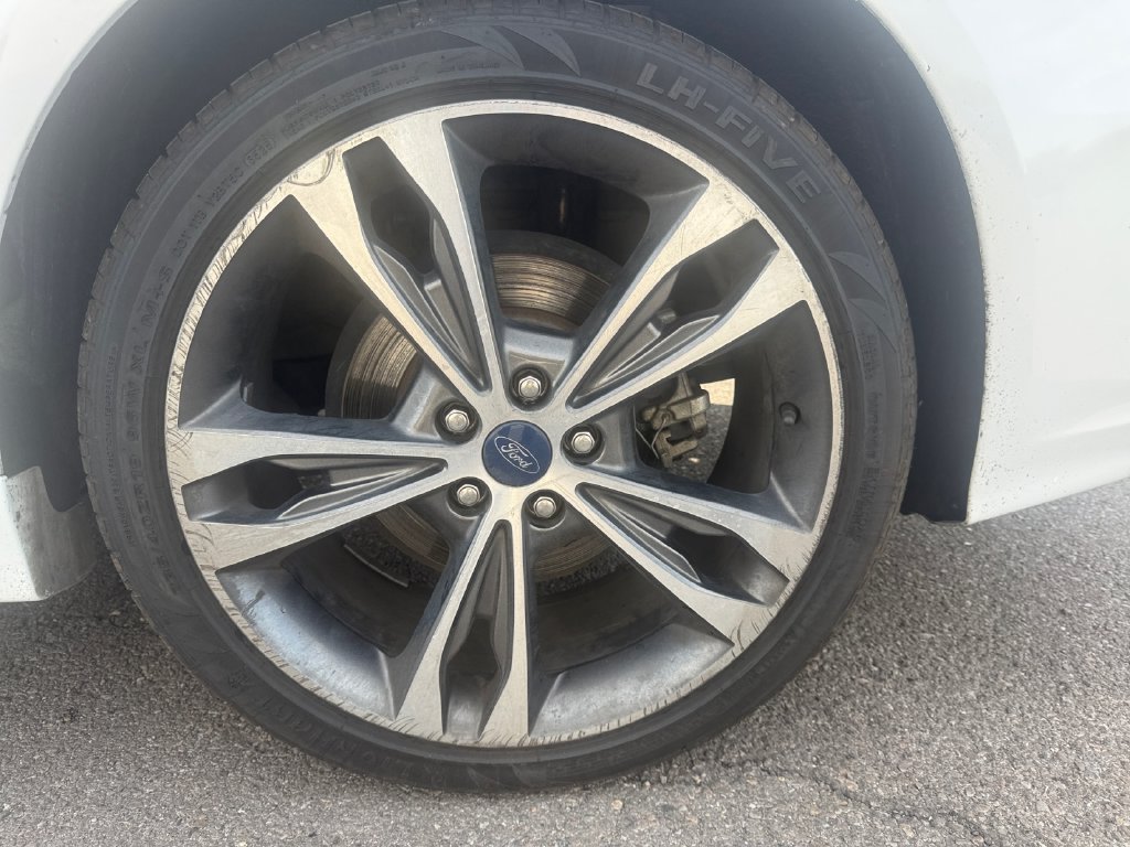 Used 2020 Ford Fusion Titanium AWD/4WD image 29