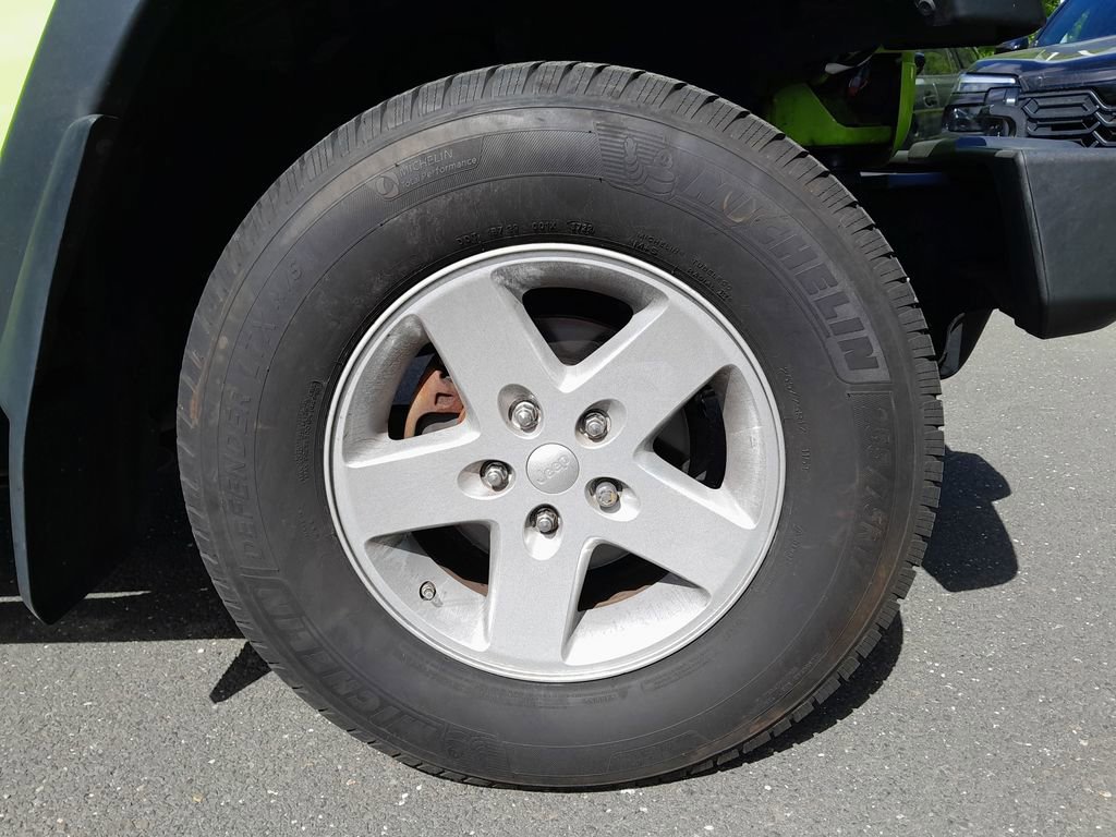 Used 2017 Jeep Wrangler Sport AWD/4WD image 40
