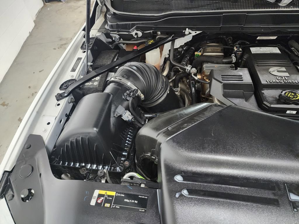 Used 2021 RAM 3500 Tradesman w/ Chrome Appearance Group image 32