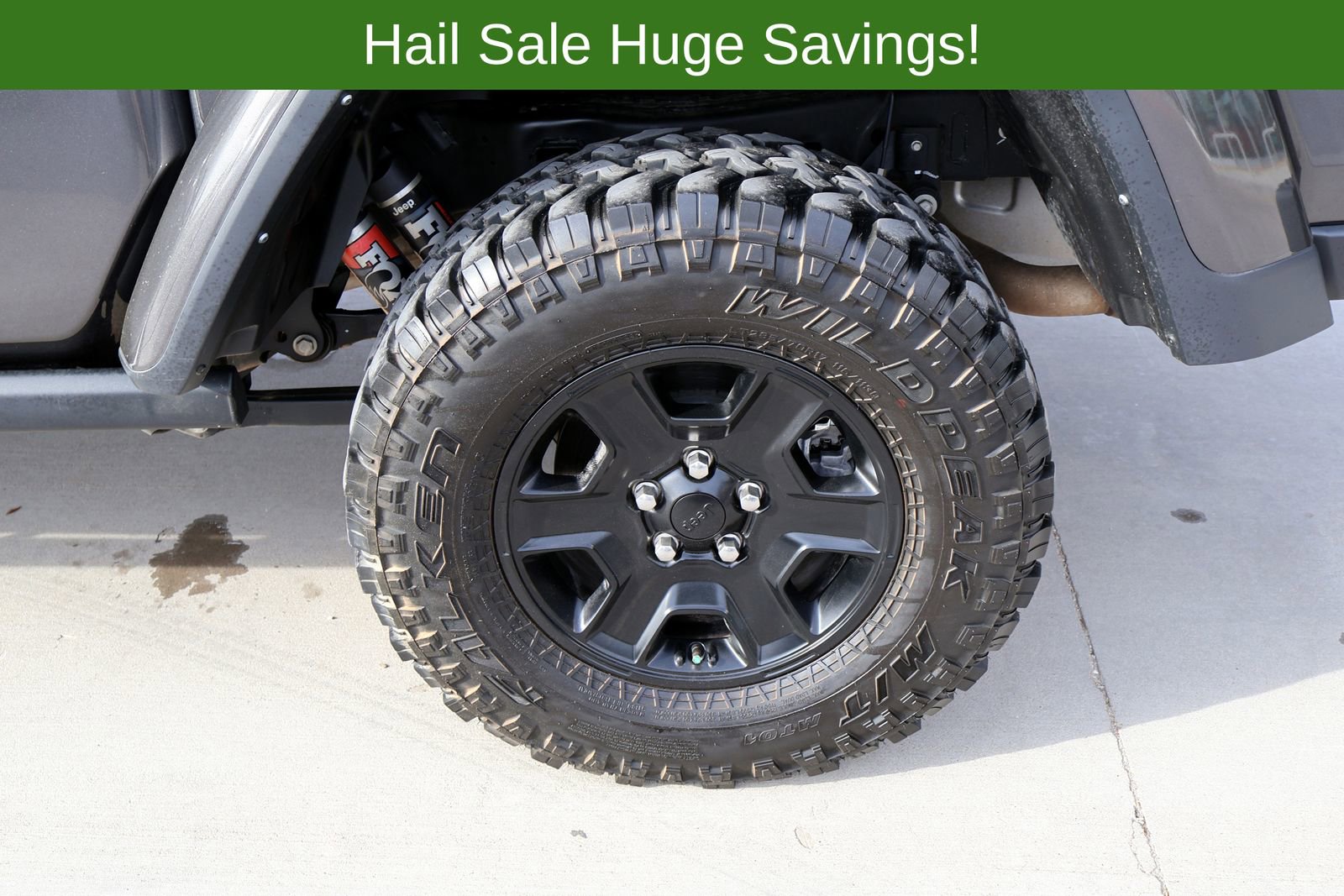 Used 2023 Jeep Gladiator Mojave AWD/4WD image 12