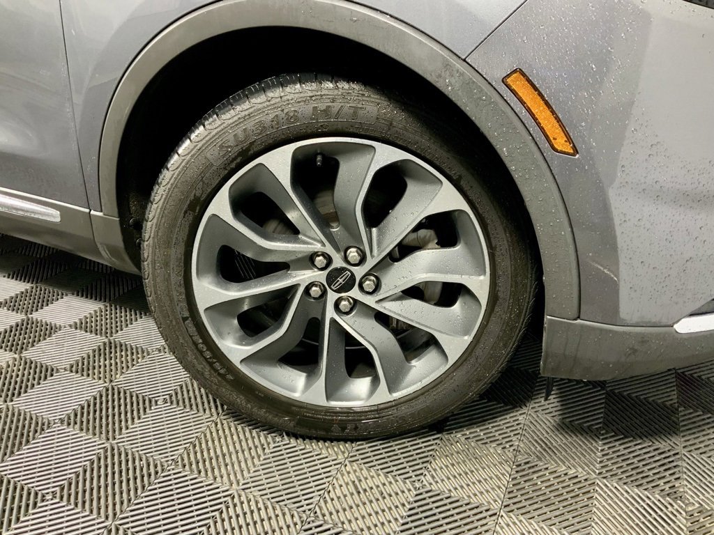 Used 2022 Lincoln Nautilus Reserve w/ Class II Trailer Tow Package image 39