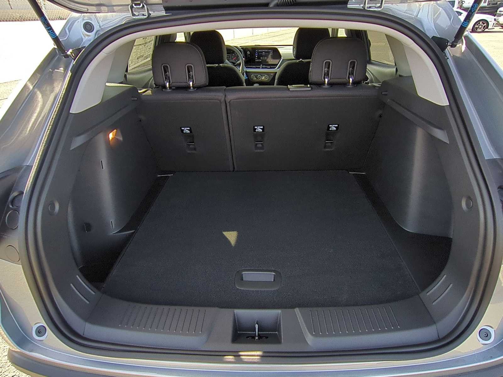 New 2026 Chevrolet Trax LS FWD image 24