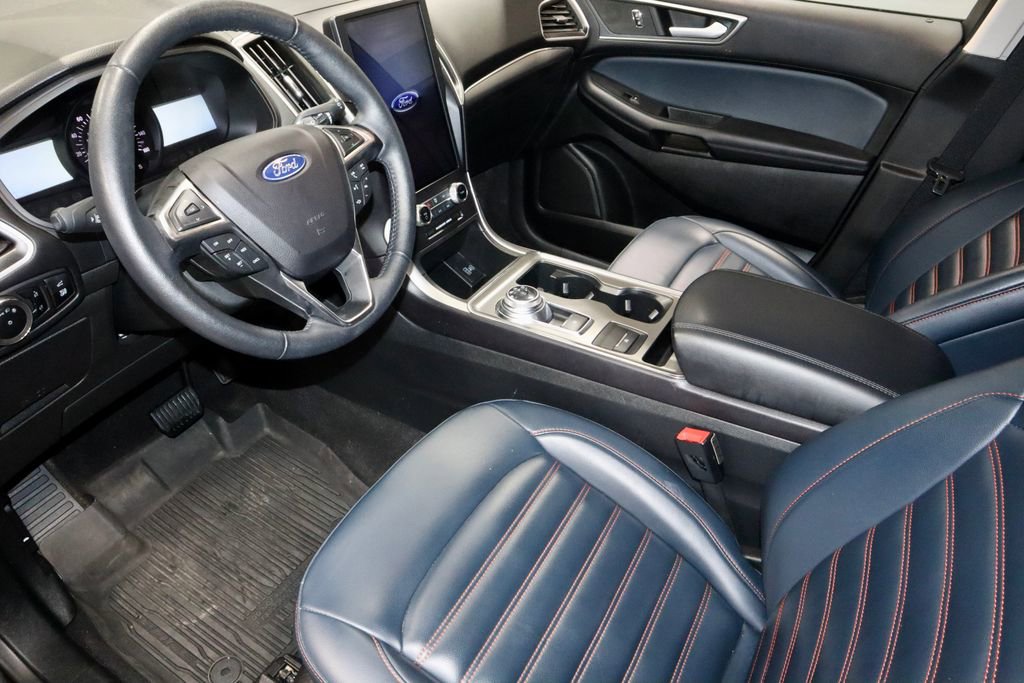 Certified 2024 Ford Edge SEL w/ Sport Appearance Package AWD/4WD image 25