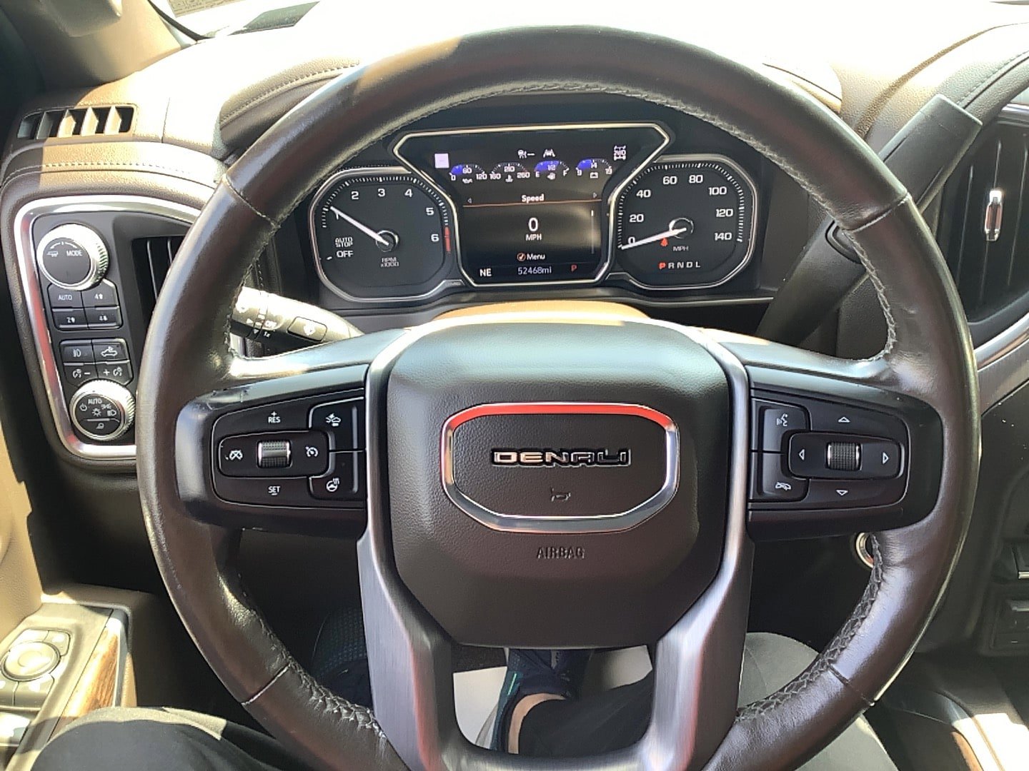 Used 2020 GMC Sierra 1500 Denali w/ Denali Ultimate Package AWD/4WD image 12