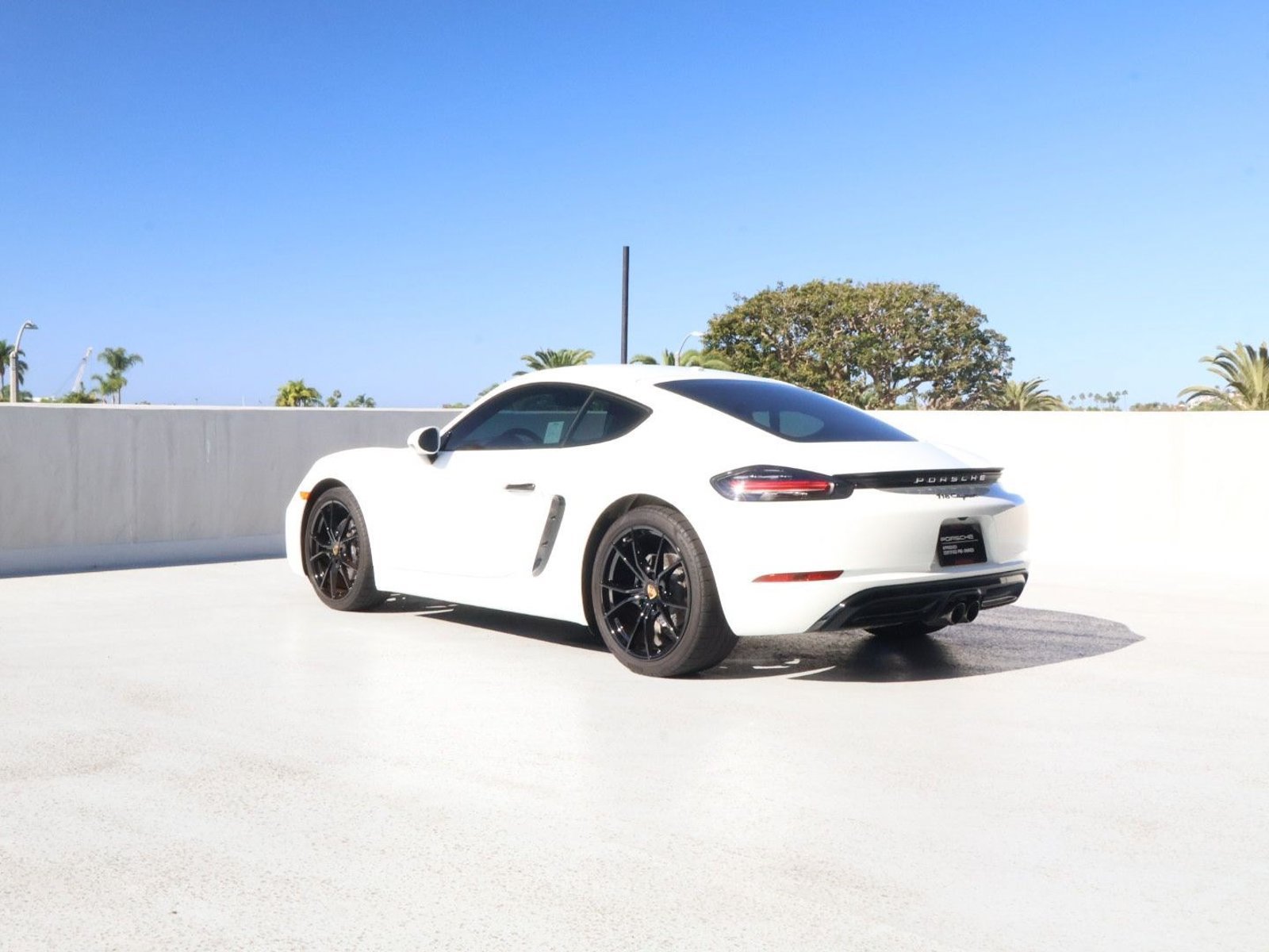 Certified 2024 Porsche 718 Cayman w/ Premium Package RWD image 3