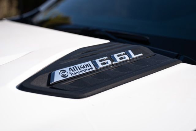 Used 2025 Chevrolet Silverado 2500 LT w/ Convenience Package image 18