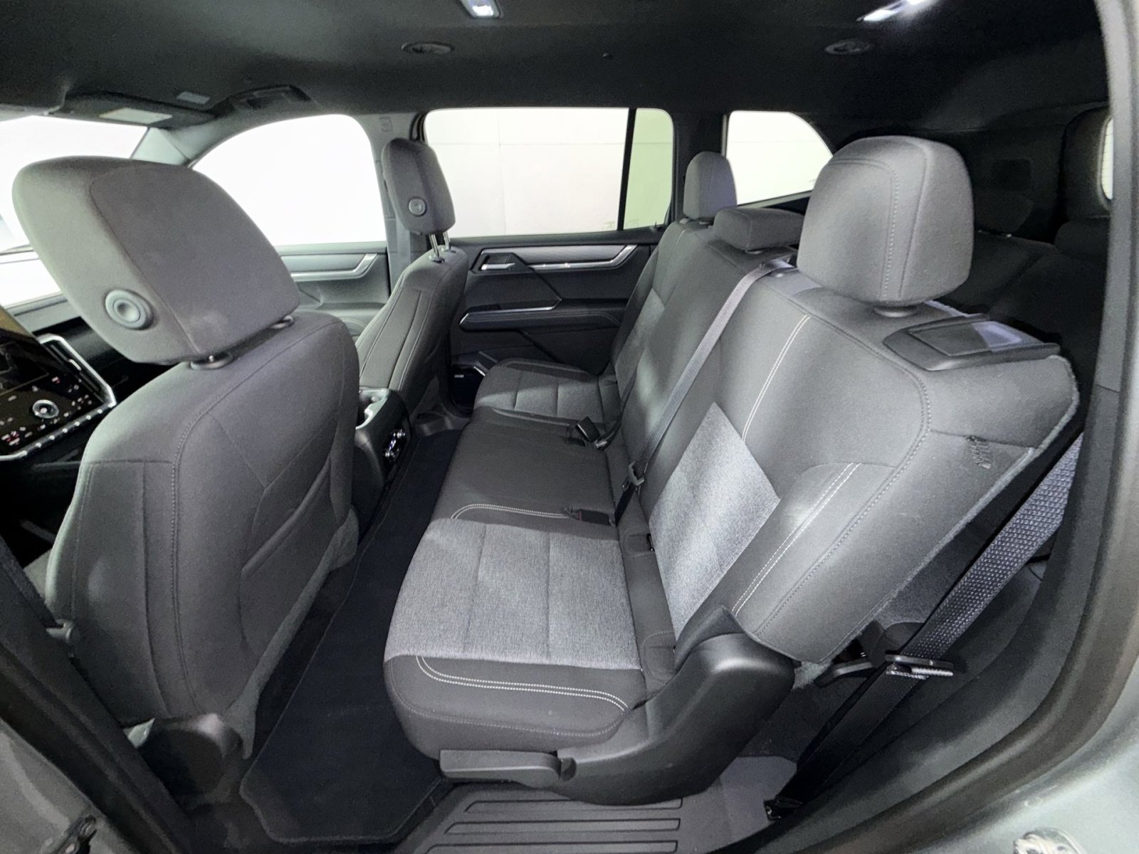 New 2025 GMC Acadia Elevation FWD image 24