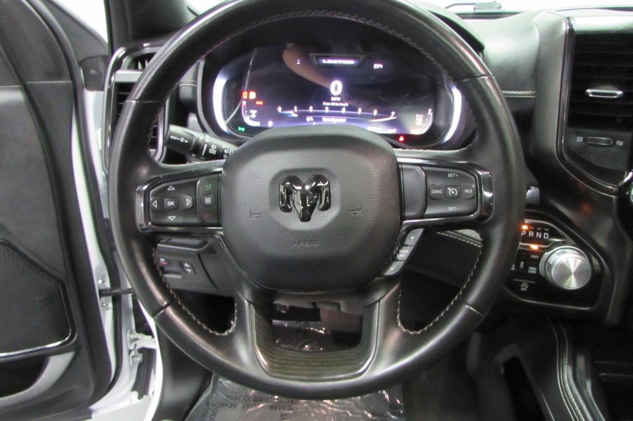 Used 2023 RAM 1500 Limited w/ Body Color Bumper Group AWD/4WD image 17