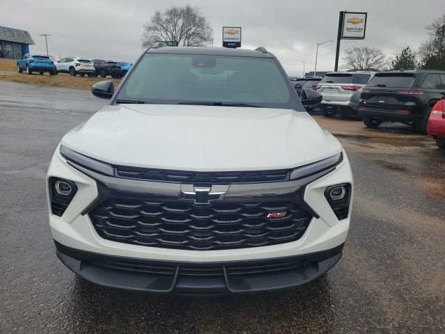 Certified 2025 Chevrolet TrailBlazer RS w/ Convenience Package AWD/4WD image 2