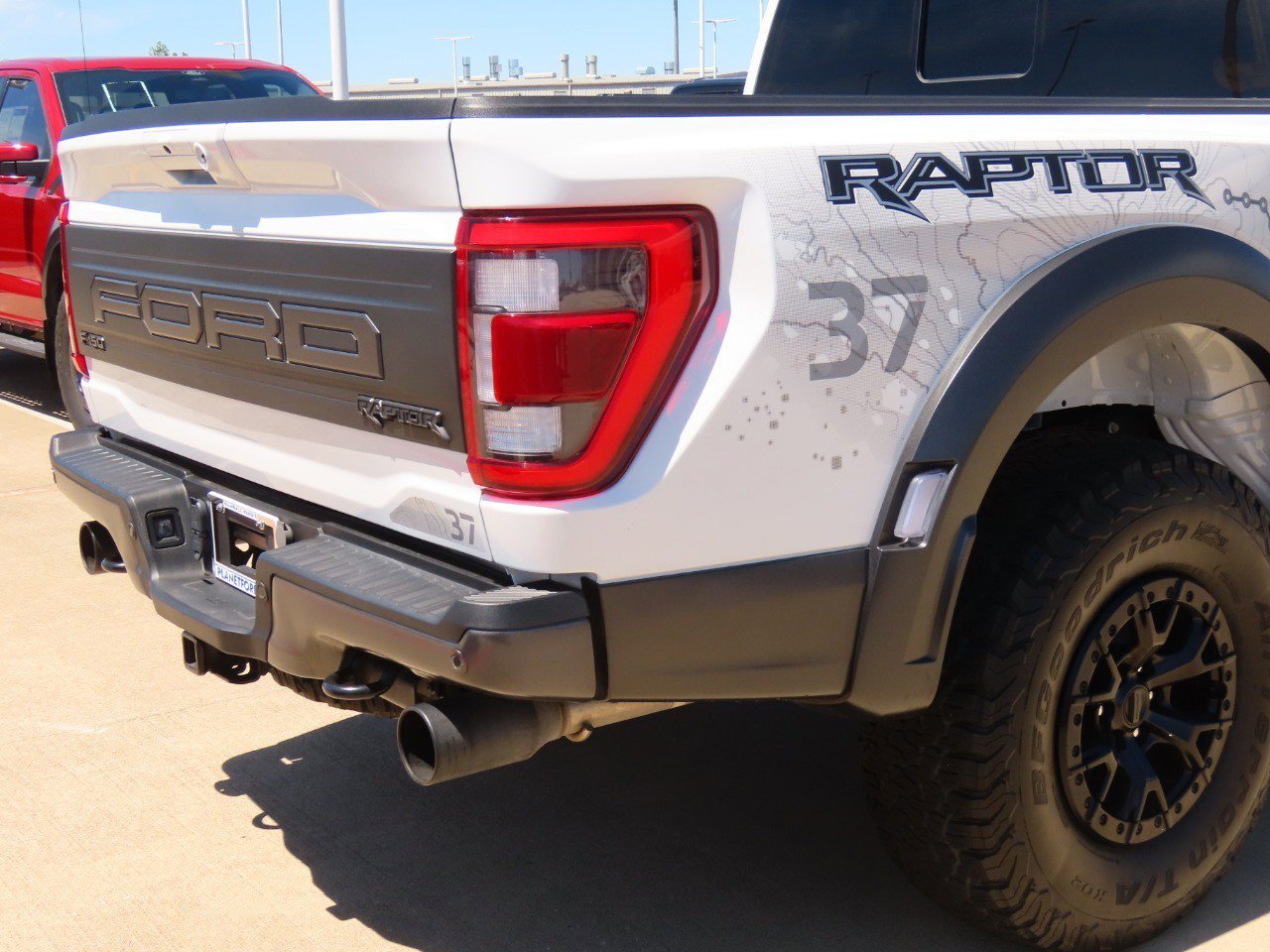 Certified 2023 Ford F150 Raptor w/ Raptor 37 Performance Package image 10