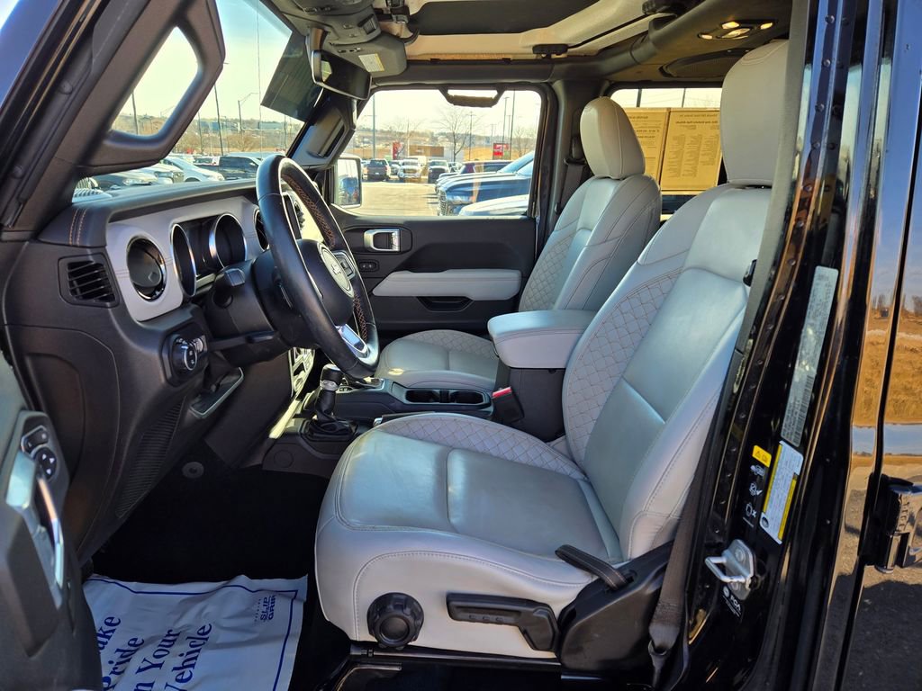 Used 2021 Jeep Gladiator Overland image 14