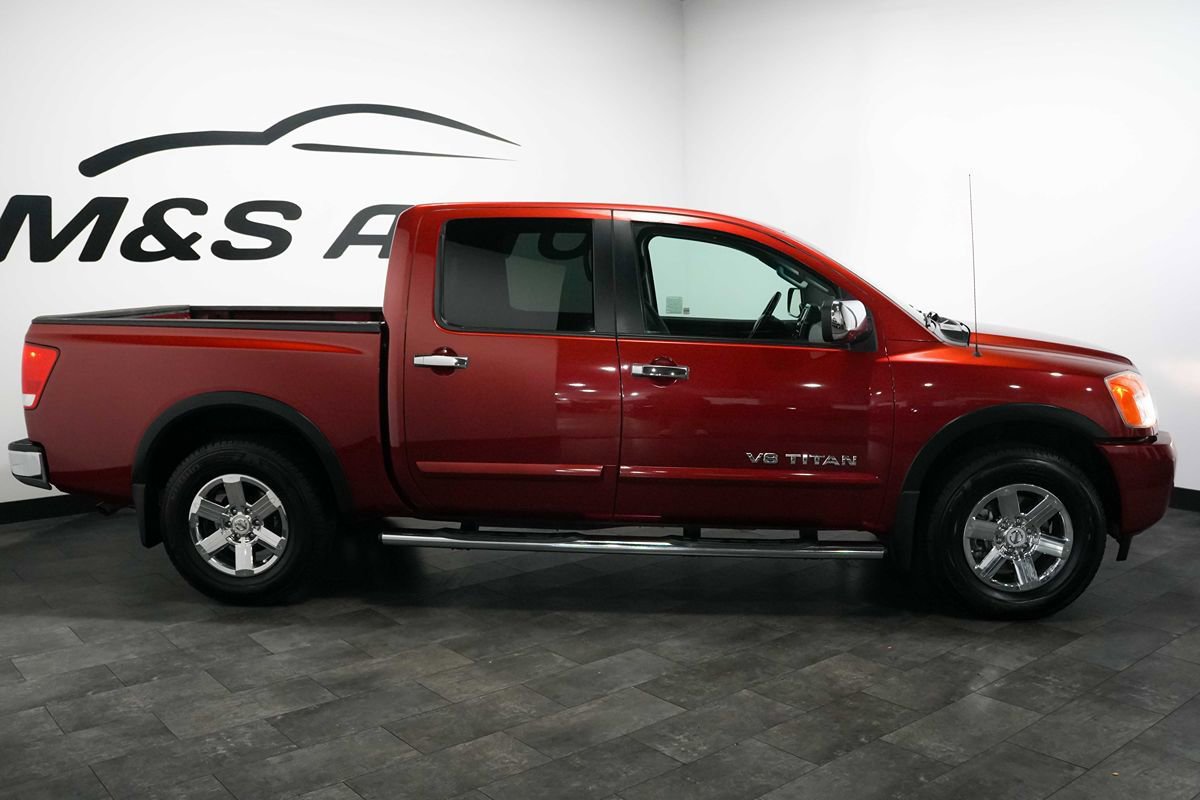 Used 2015 Nissan Titan SV RWD image 7