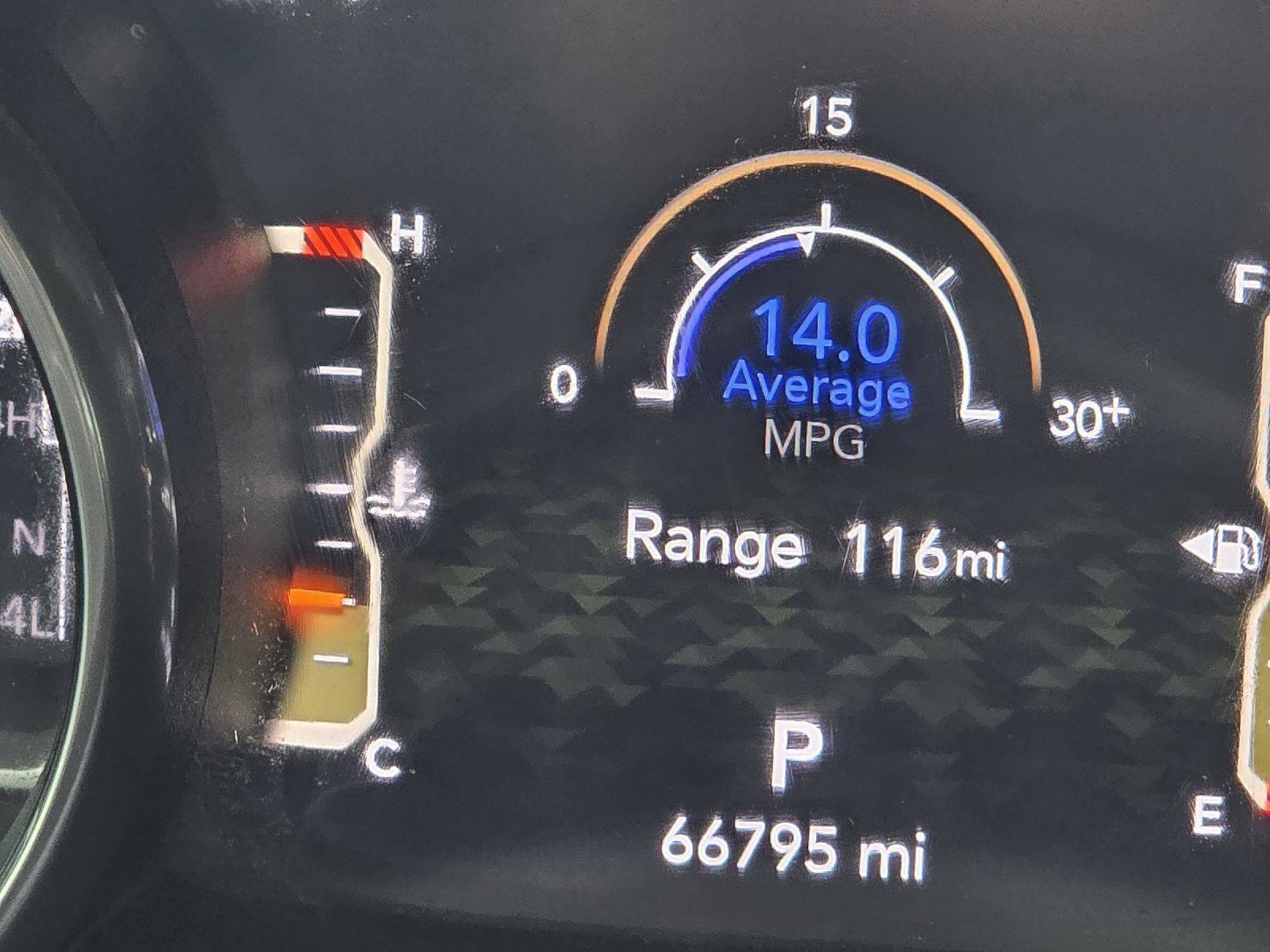 Used 2018 Jeep Wrangler Unlimited Sahara w/ Dual Top Group AWD/4WD image 21