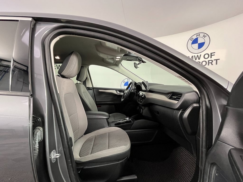 Used 2021 Ford Escape SE image 23