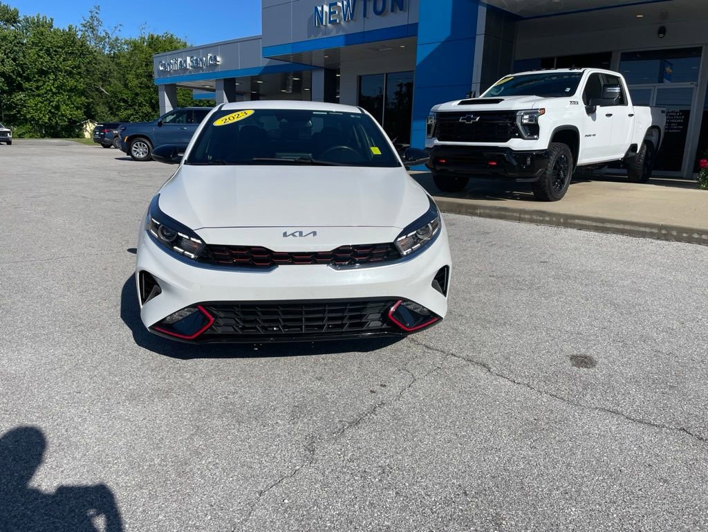 Used 2023 Kia Forte GT-Line FWD image 2