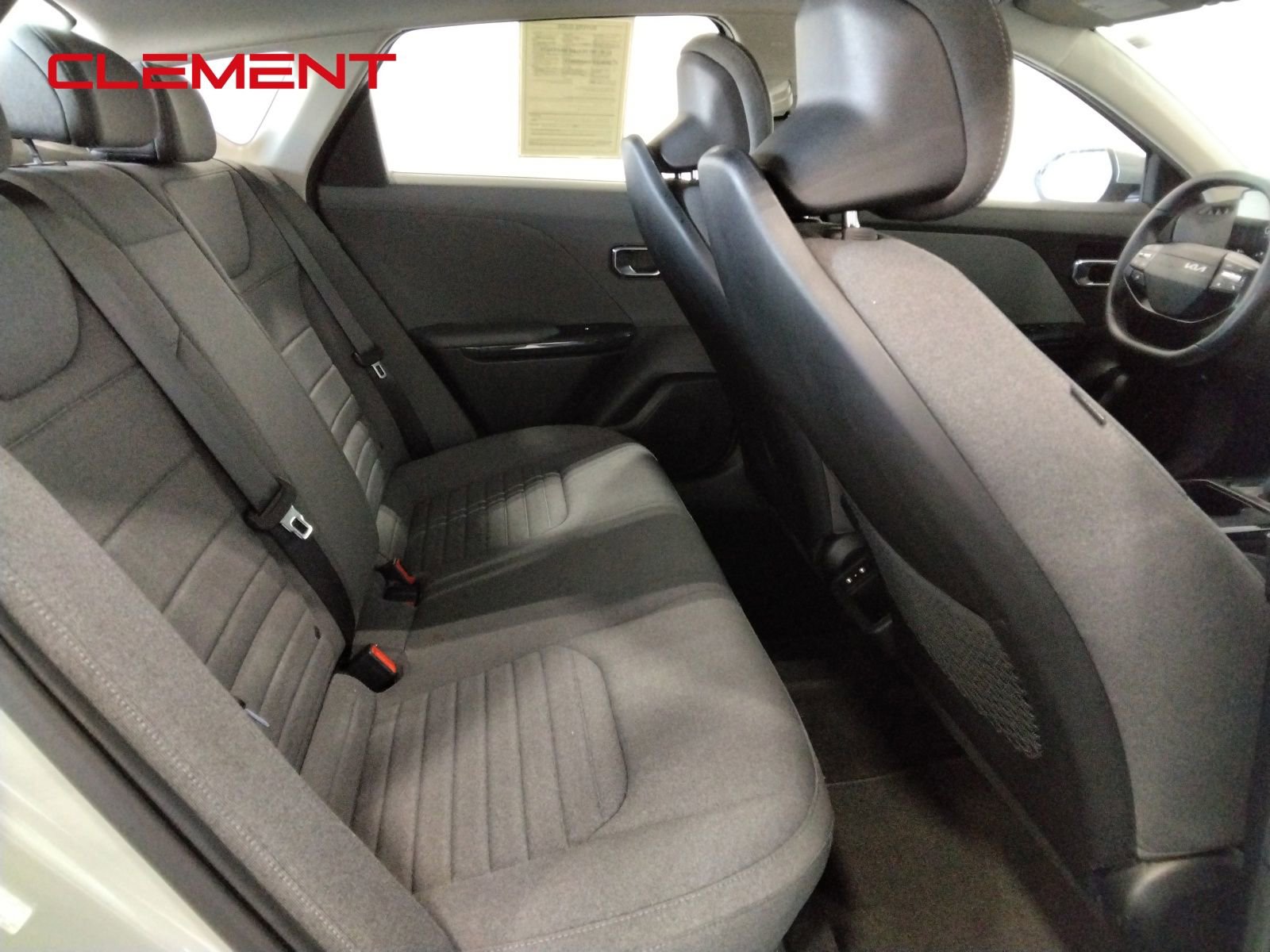 Used 2025 Kia K4 EX image 36